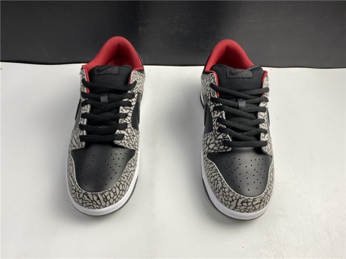 S*pre* x nike sb dunk low pro 
