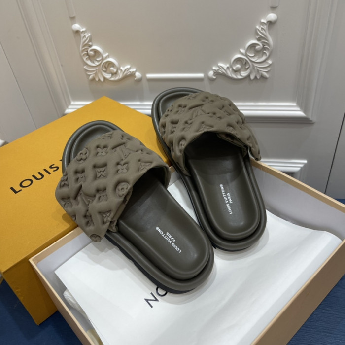 LOU1_TON POOL PILLOW COMFORT MULE (EU35-EU40)