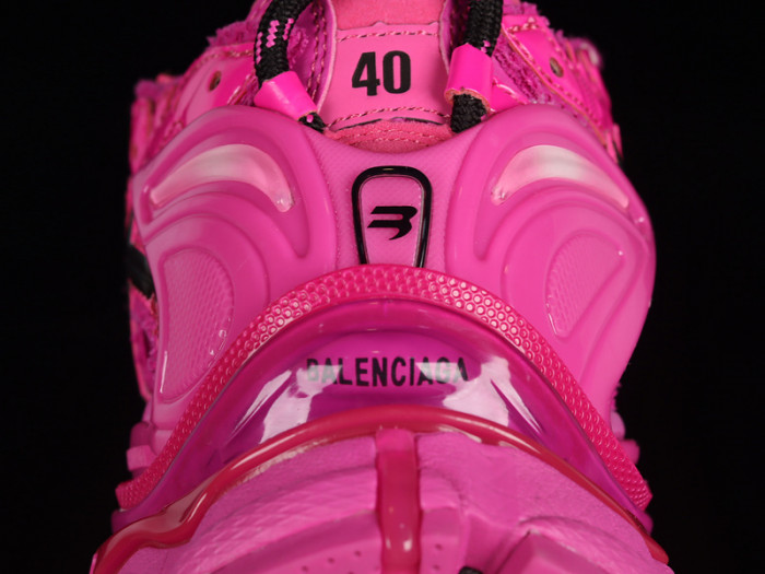 blcg runner sneaker