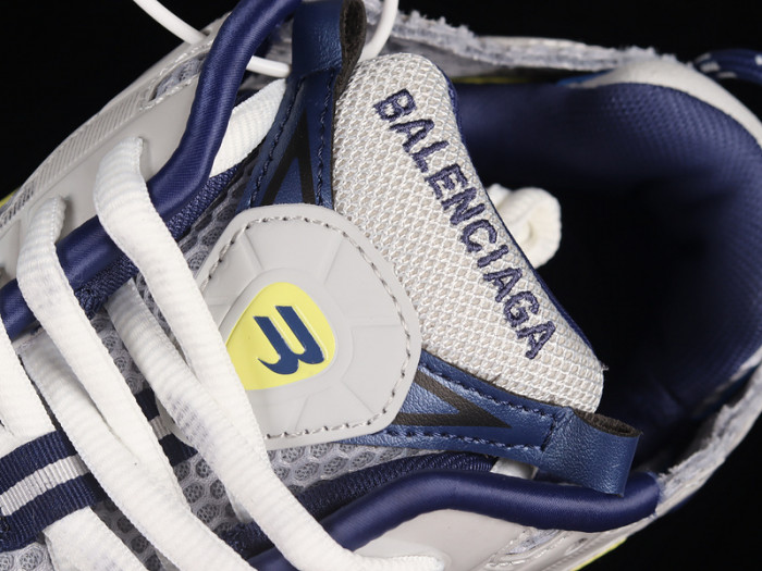 blcg runner sneaker