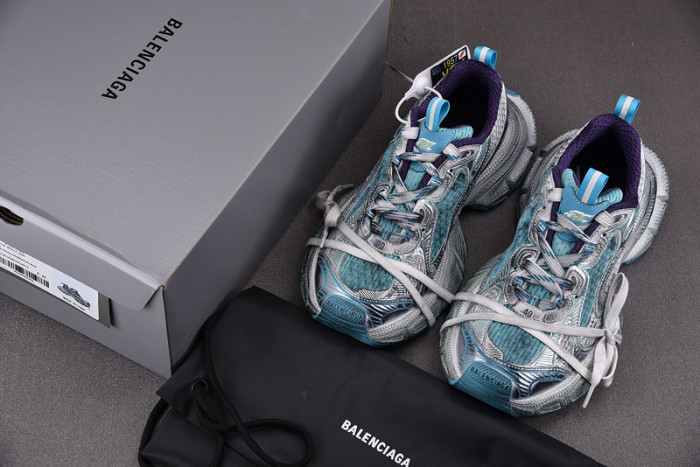 blc* 3xl sneaker