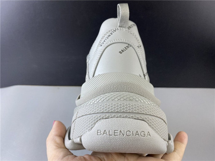 blc* triple s trainer