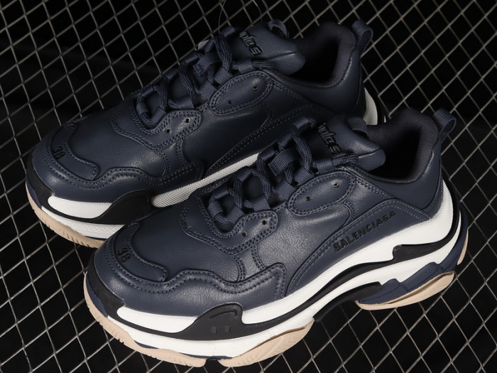 blc* triple s trainer