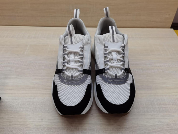 d1or b22 sneaker