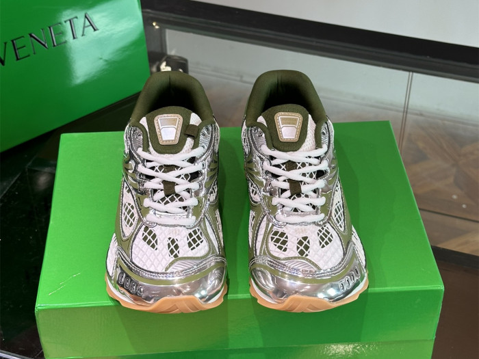B0tte*a vene*ta orbit sneakers
