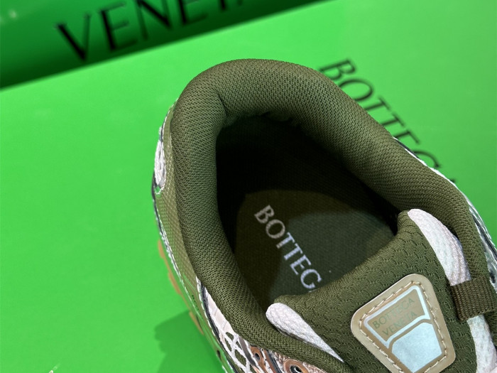 B0tte*a vene*ta orbit sneakers