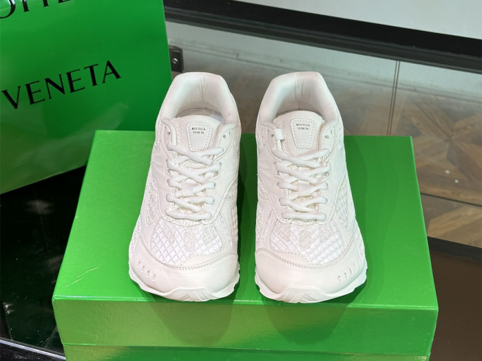 B0tte*a vene*ta orbit sneakers