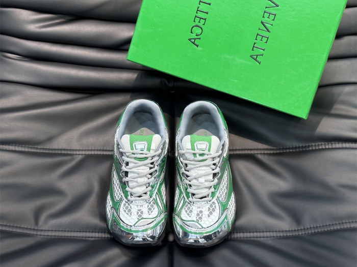 B0tte*a vene*ta orbit sneakers