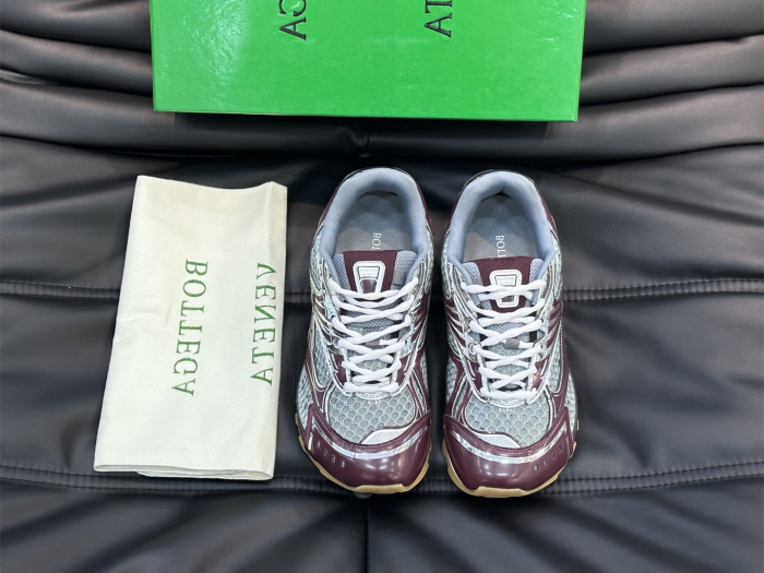 B0tte*a vene*ta orbit sneakers